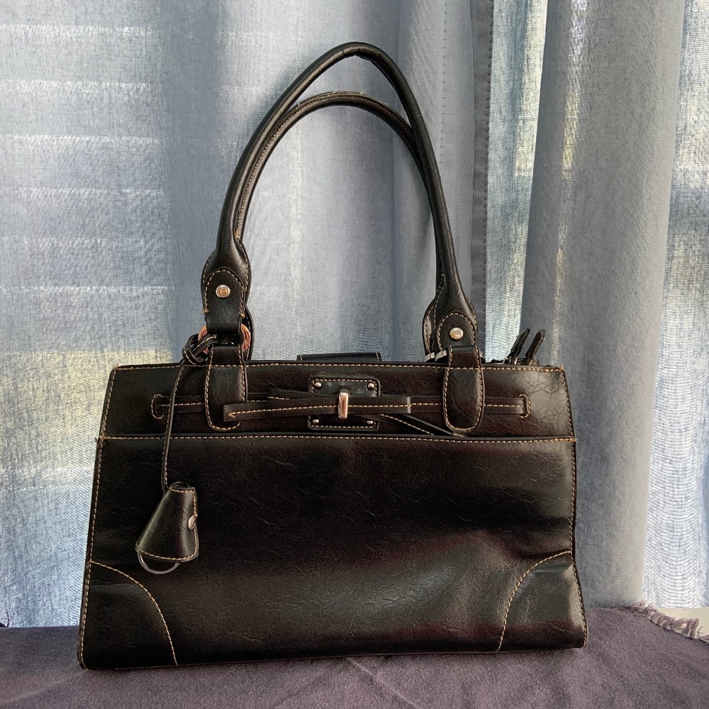 Liz Claiborne black handbag